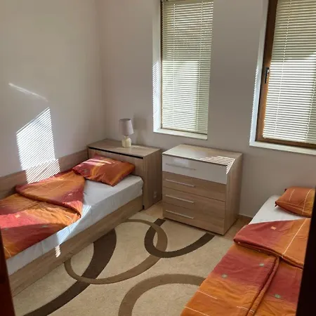 , манастира 3 아파트 팜포로보